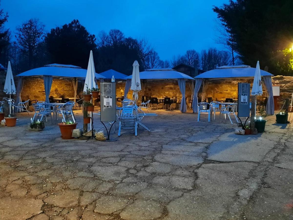 Posada De Gaspar Rabanal del Camino Luaran gambar