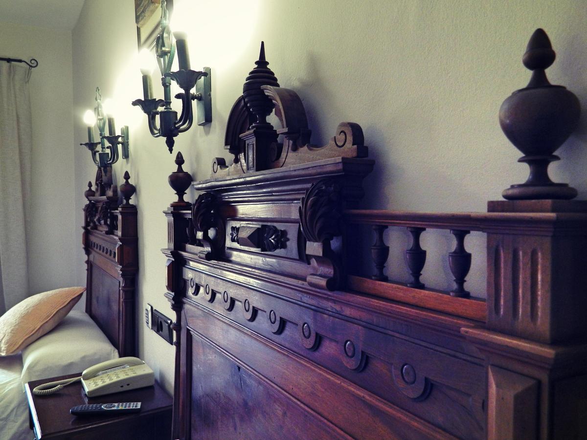 Posada De Gaspar Rabanal del Camino Luaran gambar