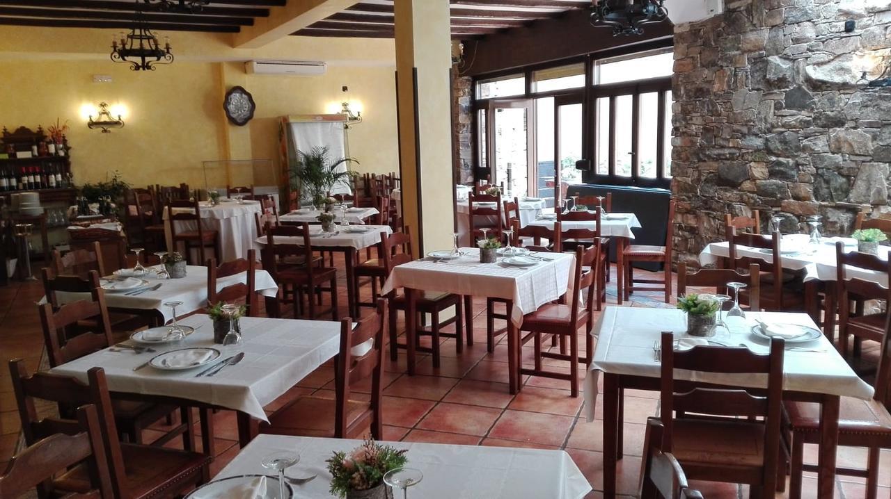 Posada De Gaspar Rabanal del Camino Luaran gambar