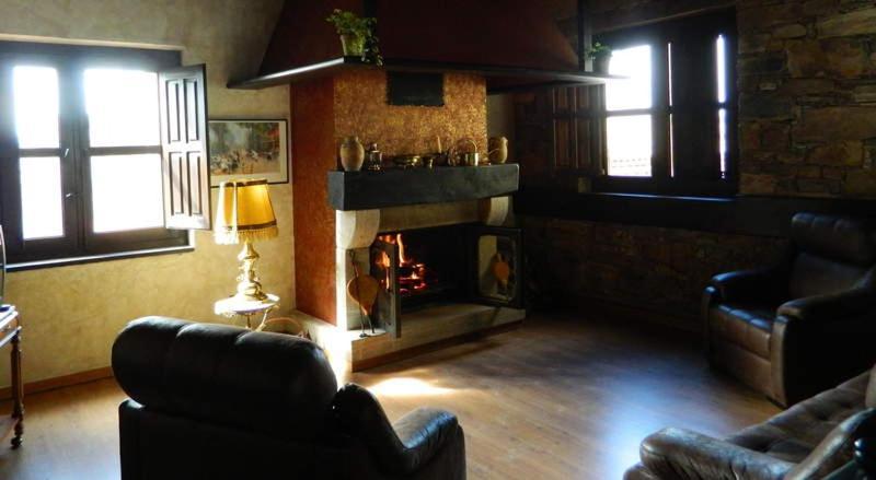 Posada De Gaspar Rabanal del Camino Luaran gambar